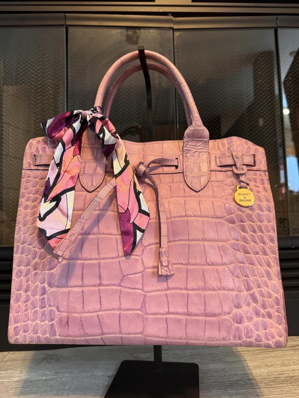 Vintage Dooney & Bourke Alto lilac purple embossed Croc Fino medium tote bag